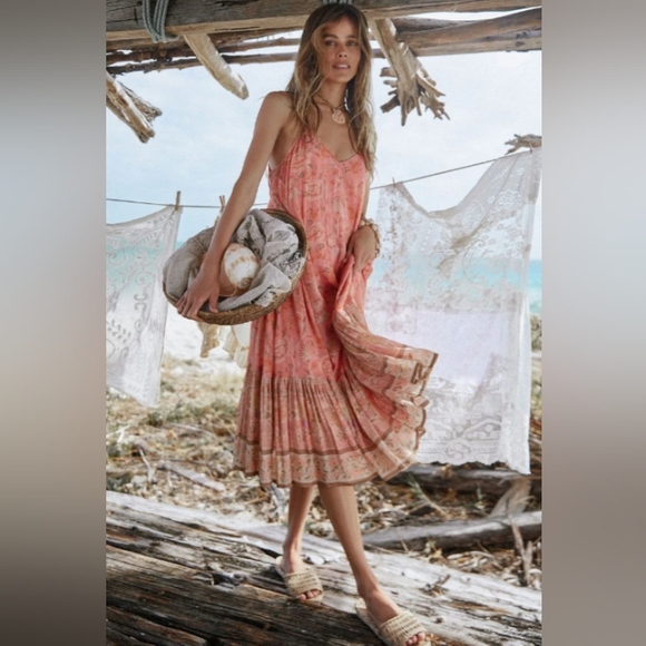 Spell Dresses & Skirts - NWT "Unicorn" Spell and the Gypsy collective Seashell Strappy XL coral